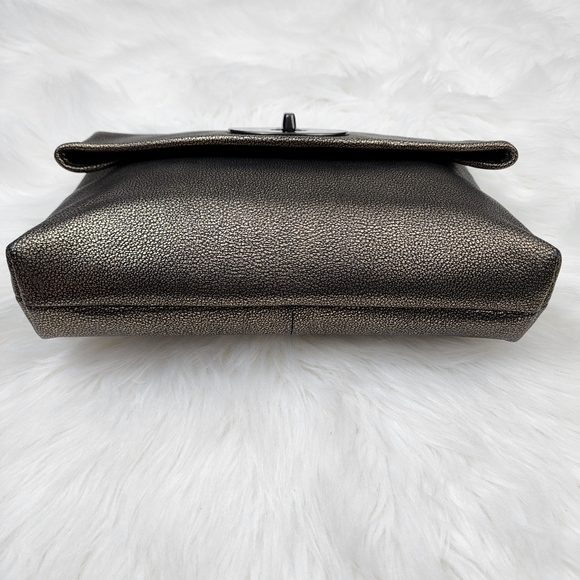Coach Metallic Leather Turnlock Clutch Shoulder Bag - Picture 4 of 13